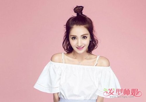 女生短发内扣半扎发丸子头发型