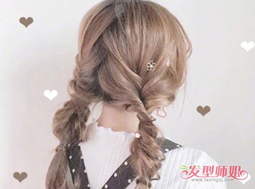 19궫˫ȿɰ ֲϵ͵У԰Ů