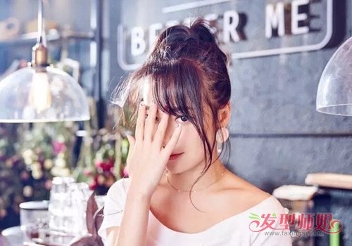 刘海泡面卷齐上阵的陈紫函40岁活成20岁少女模样 真的被她美到了!