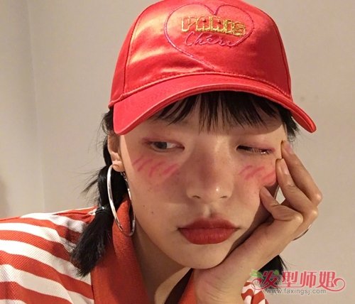 ˶̷ڵΪ̫ ÿһ̷ٱŮ