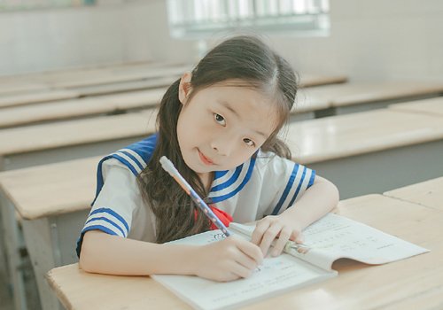 12곤СɰƯ ŮԼԸ㶨ļʱ