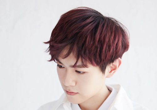 2019男生流行纹理烫短发设计 20多岁小伙子今年最潮短发打理方式