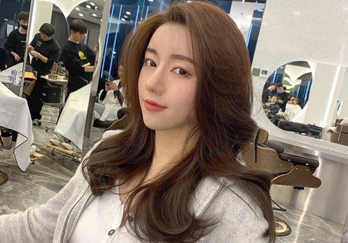 要学就学2020一手新款烫染发型 没有染色的女生烫发是不完整的烫发