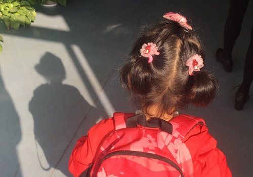 ׶԰Сͷ ׽̱ر֮ƪͯ