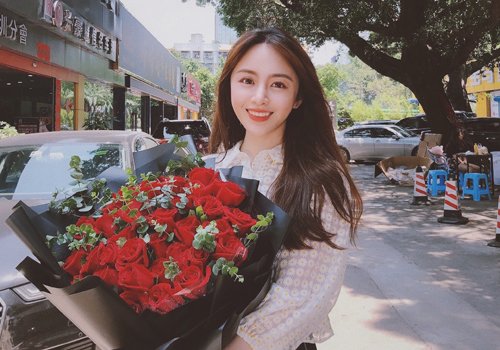 20ŮԼβ̷ Բ쵰Ůʺϵĳ
