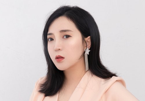 20ŮԼβ̷ Բ쵰Ůʺϵĳ