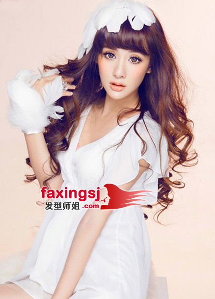 什么刘海最修颜 三角脸女生刘海发型