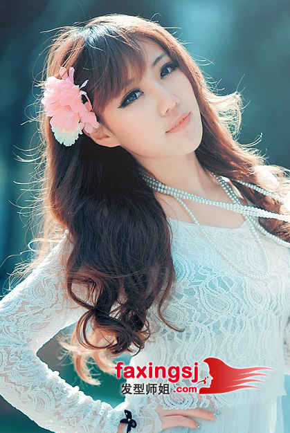 什么刘海最修颜 三角脸女生刘海发型