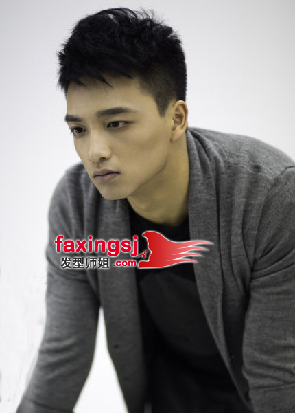 ���еĻ����ӼҶ̷� ��������˼����װ���