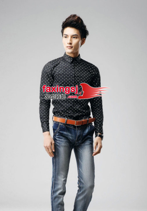 时尚有型男生短烫发图片