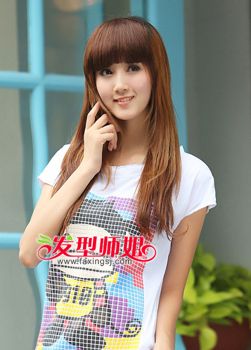 甜美公主风娃娃脸女生长发