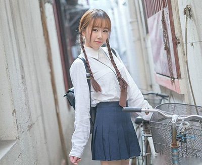 ���ʺϳ���Ů���ķ��� ����У԰�����µ�С����