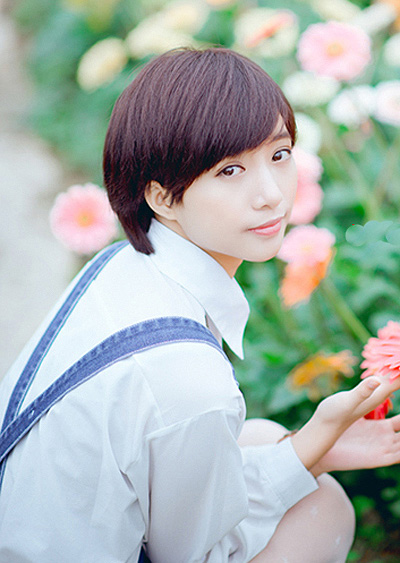 "在其位谋其政" 唯美学生发型时尚不张扬