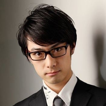 好看的男生长发发型