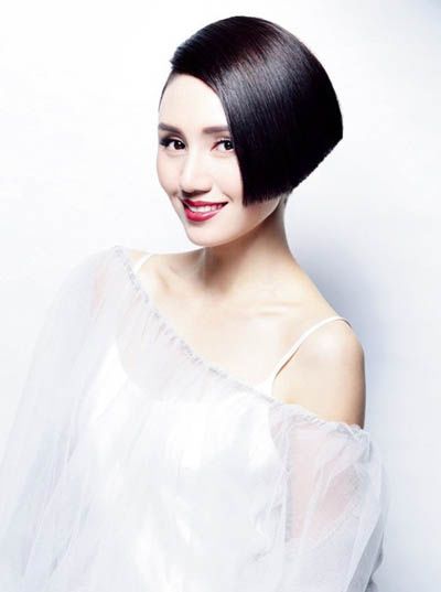 长脸额头窄的女生适合齐耳短发吗 长脸窄额头女生短发