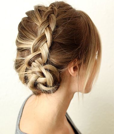 盘发图解_发簪盘发图解_简单盘发图解_长发盘发图解_发型师姐