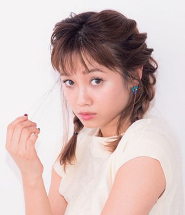 发型热点 > 编发教程 >  女生短发发型编法都适合怎么制作?