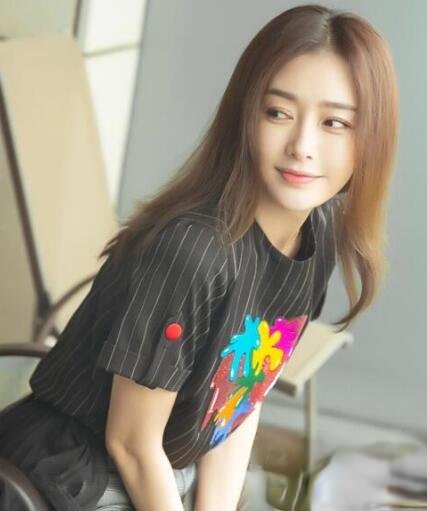 秦岚时尚减龄发型 优雅大方显温柔女人味_最新流行发型设计发型图片与美发造型门户网