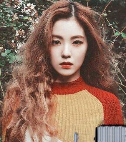 裴珠泫卷发发型 唯美浪漫打造女神