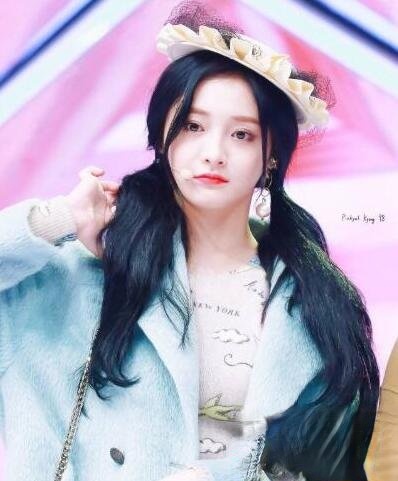 周洁琼同款发型 唯美浪漫超有少女感