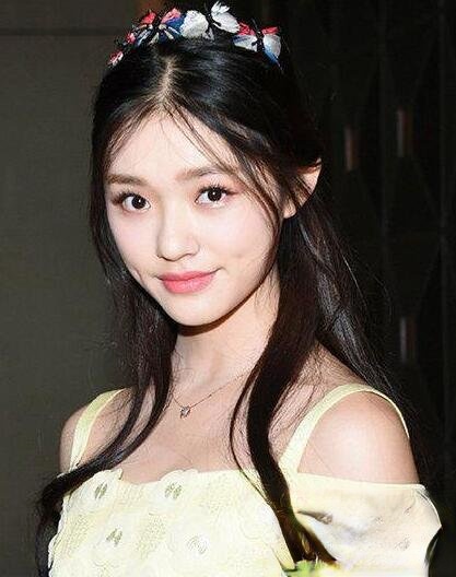 林允发型叫什么 时尚发型打造温婉淑女