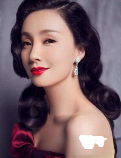 《小欢喜》宋倩发型叫什么 陶虹妩媚性感有女人味