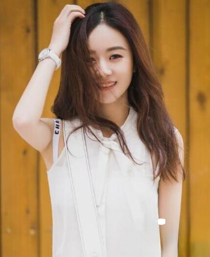 赵丽颖时尚长发发型 倾力打造温柔淑女范