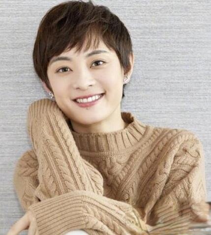 孙俪发型叫什么 简约短发显女王气场