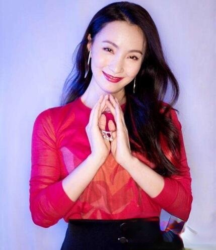 《小欢喜》宋倩发型叫什么 陶虹妩媚性感有女人味