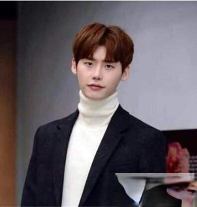 李钟硕发型叫什么 靠发型就能狙击少女心的男神