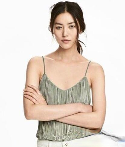 刘雯发型叫什么 长短不一气质不同_最新流行发型设计发型图片与美发造型门户网