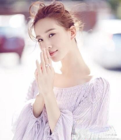 刘诗诗发型盘点 优雅迷人超有淑女范