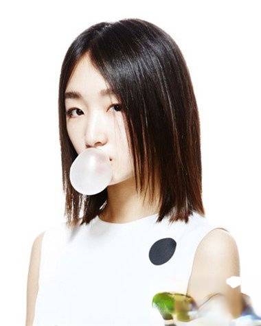 清新女神周冬雨时尚发型 从稚嫩到成熟一步步的华丽转身