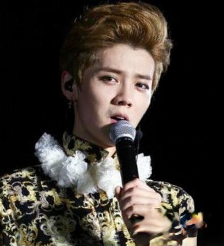 时尚男生背头发型 明星同款彰显绅士范