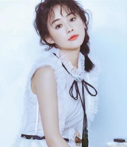 颜末发型叫什么 青春活泼少很显女感