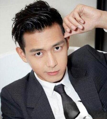 李现发型叫什么 帅气造型打造养眼潮男