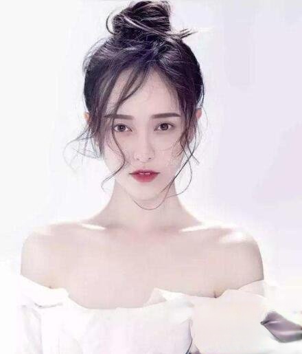 明星同款盘发发型 大方迷人女神范满满
