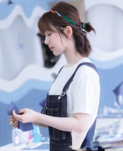 《中餐厅》杨紫发型 活泼俏皮少女感满屏