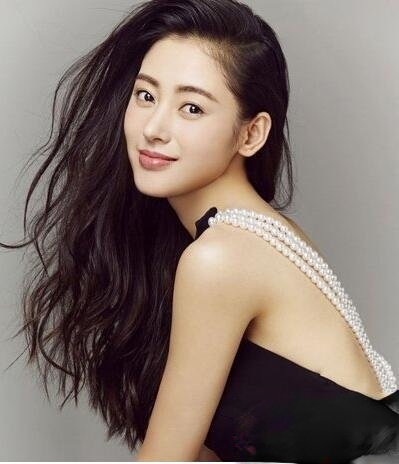 张天爱长发造型 散发慵懒成熟女人味