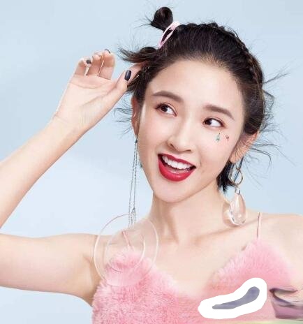 唐艺昕短发发型叫什么 多种款式呈现不一样气质