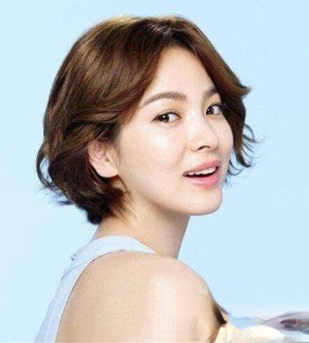 宋慧乔短发发型 洋气减龄女神范满满