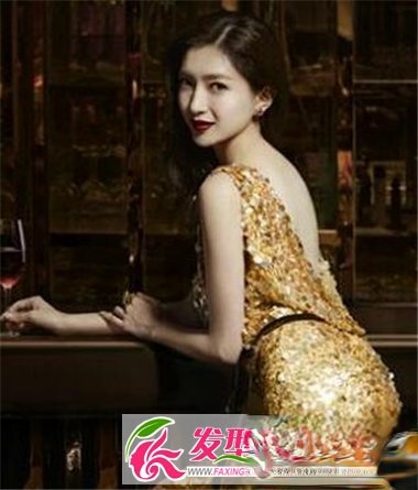 都市迷人职场OL造型 气质女神江疏影倾情演绎