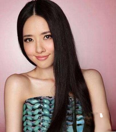 郭碧婷长发发型 简约时尚满满女神范