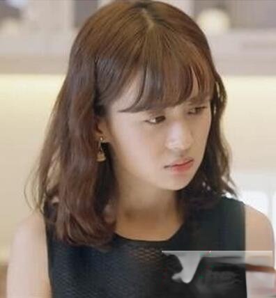 颜末发型叫什么 青春活泼少很显女感