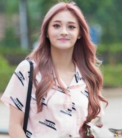 周洁琼同款发型 唯美浪漫超有少女感