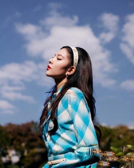宋妍霏60年代复古风教程 演绎摩登靓丽的优雅女郎_最新流行发型设计发型图片与美发造型门户网