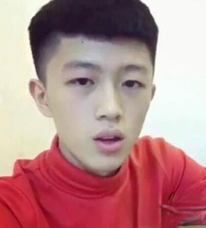 牌牌琦发型怎么剪 炫酷个性get网红同款