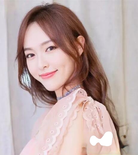 卷发适合染什么颜色 get明星同款发色变女神_最新流行发型设计发型图片与美发造型门户网
