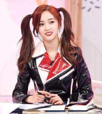 火箭少女同款扎发发型 双马尾活泼又可爱