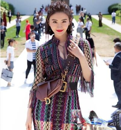 景甜时尚短发发型 甜美青春少女感满屏